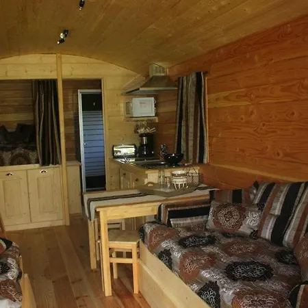 Les Roulottes De Dilou Cerise * Matha