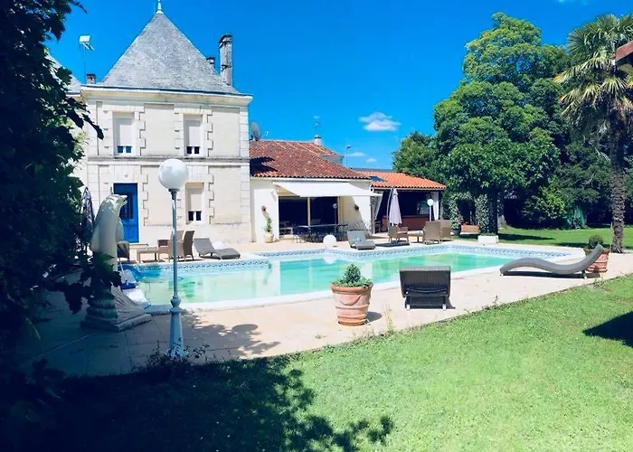 Кемпинг Les Roulottes De Dilou Cerise